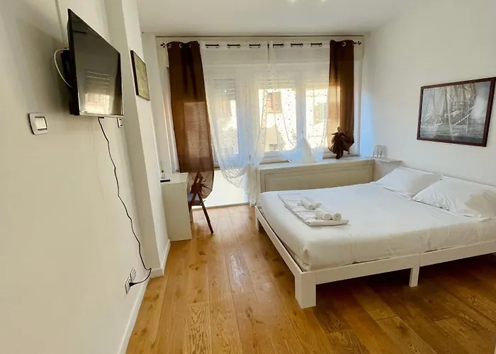 Le Stanze Di Valli Guest house