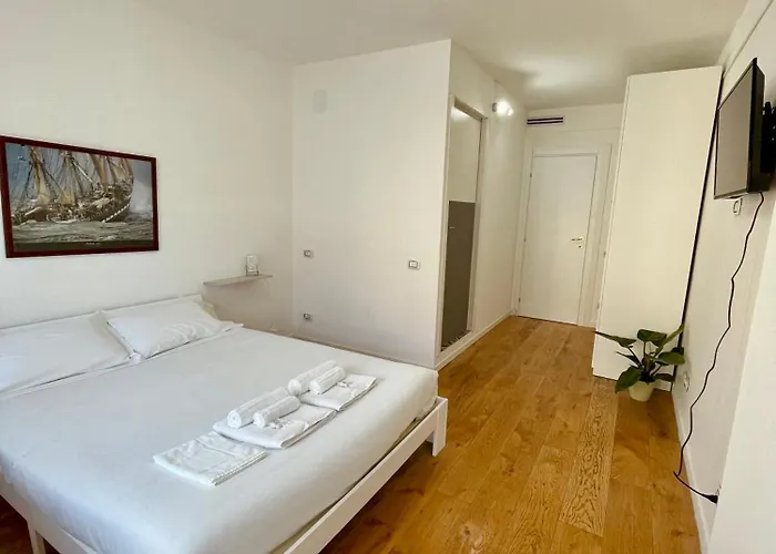 Le Stanze Di Valli Guest house